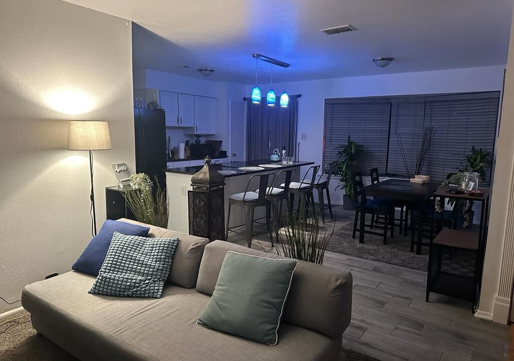 Photo of Livingroom in Medical Center District