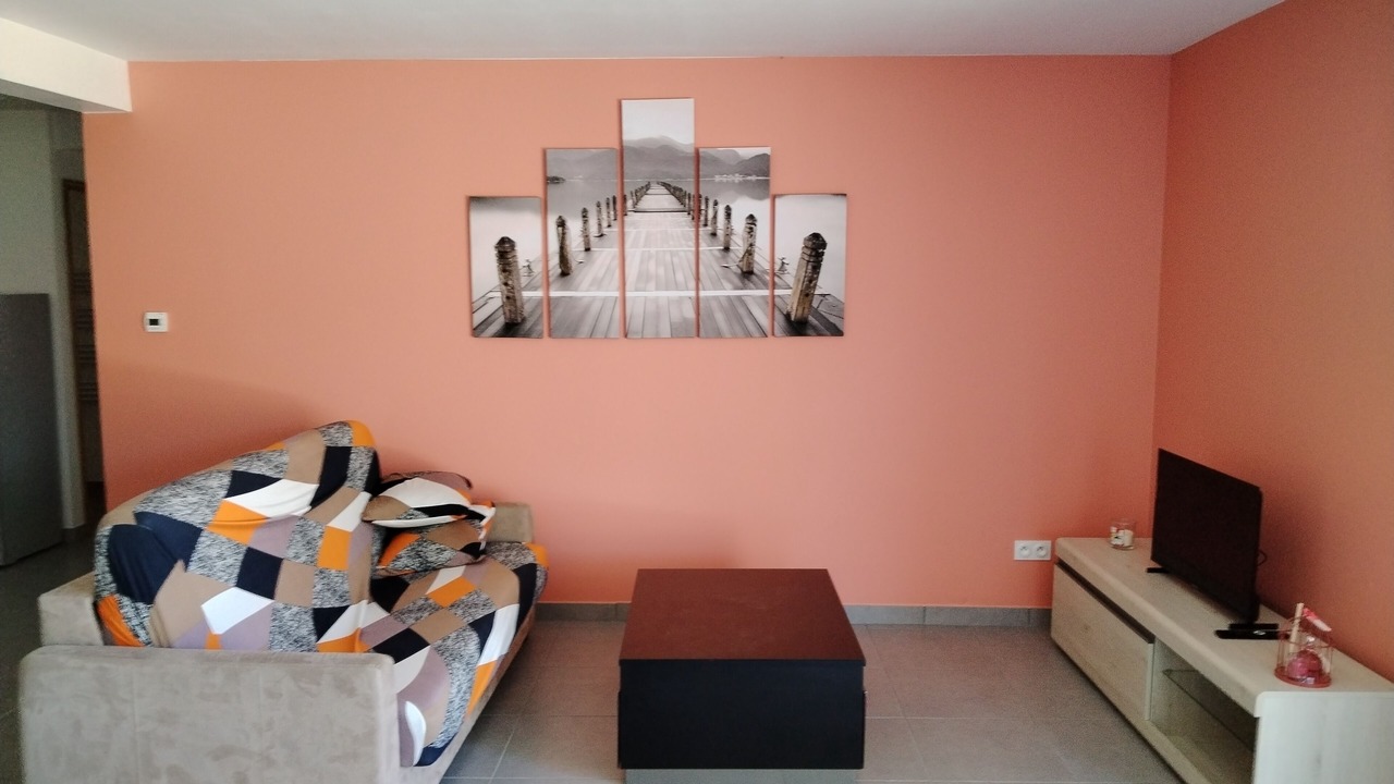 Photo of Livingroom in Saint-Etienne-le-Laus
