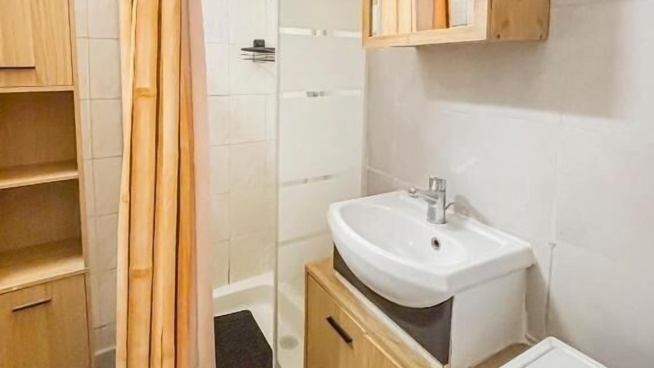 Photo of Bathroom in Savigny-sur-Orge