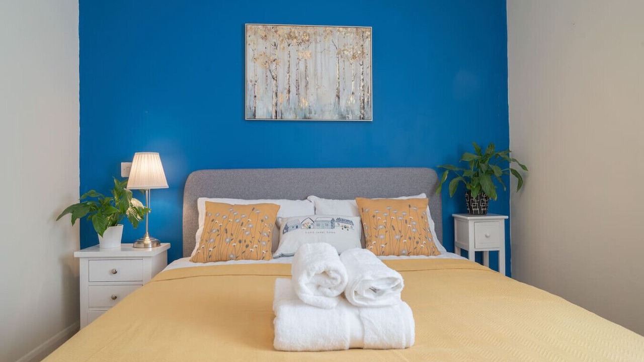 Photo of Bedroom in Theatreland Birmingham