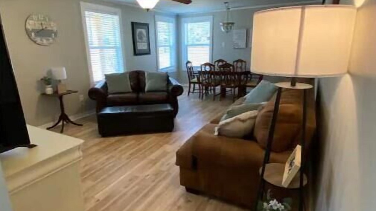 Photo of Livingroom in Mason