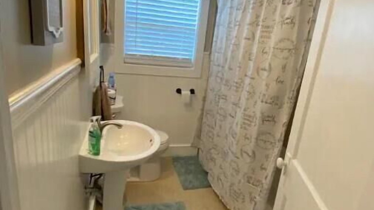 Photo of Bathroom in Mason