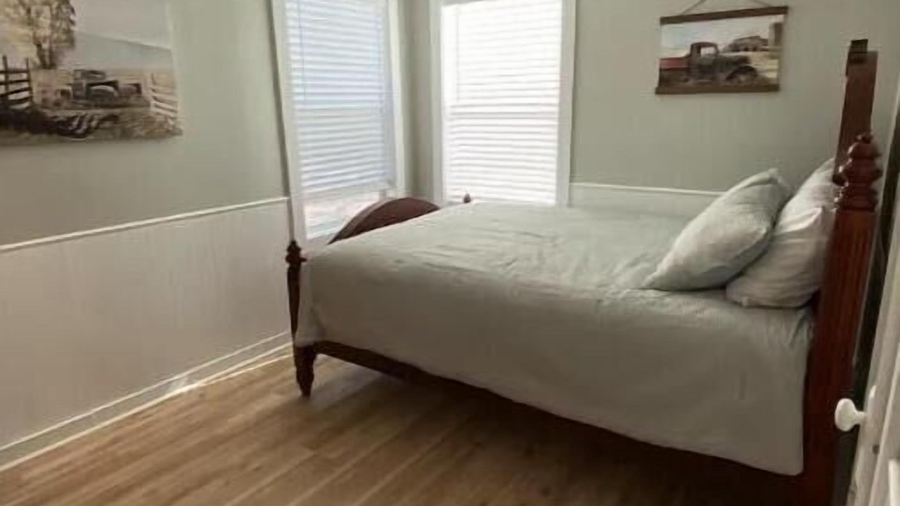 Photo of Bedroom in Mason