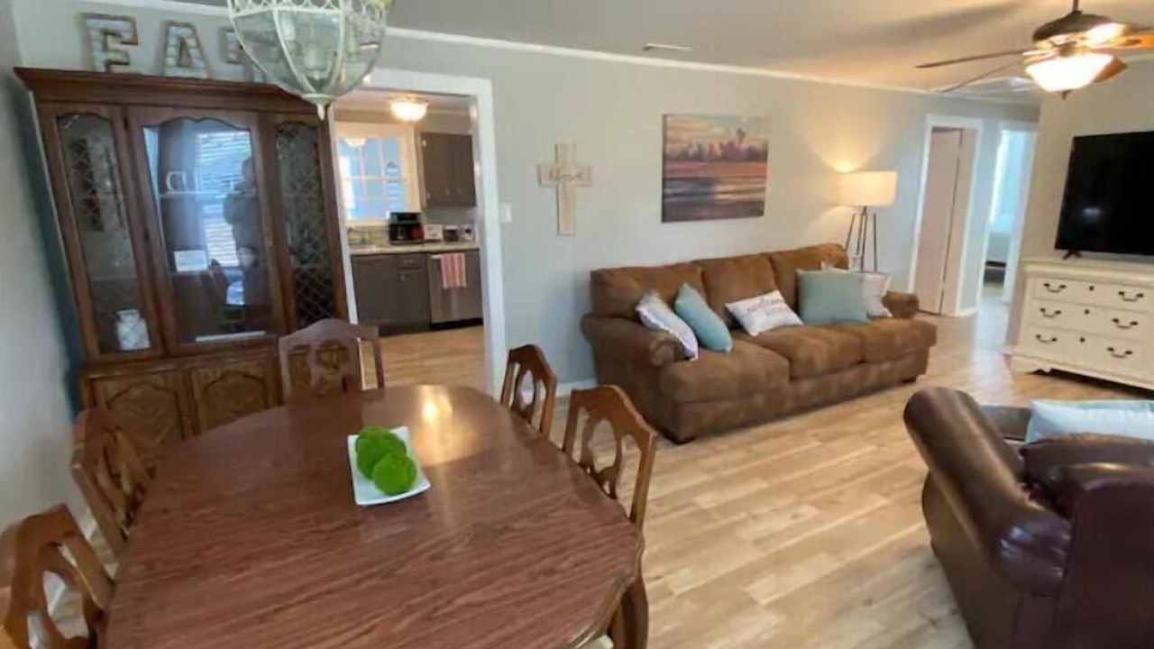 Photo of Livingroom in Mason