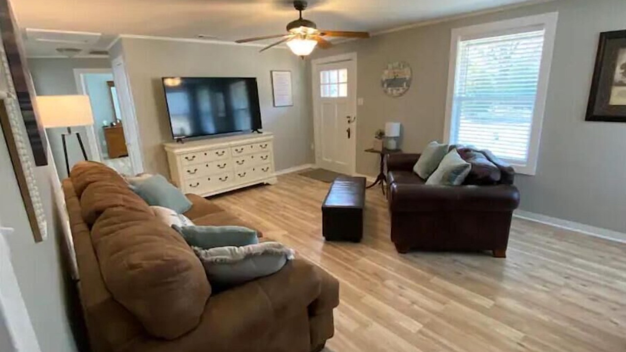 Photo of Livingroom in Mason