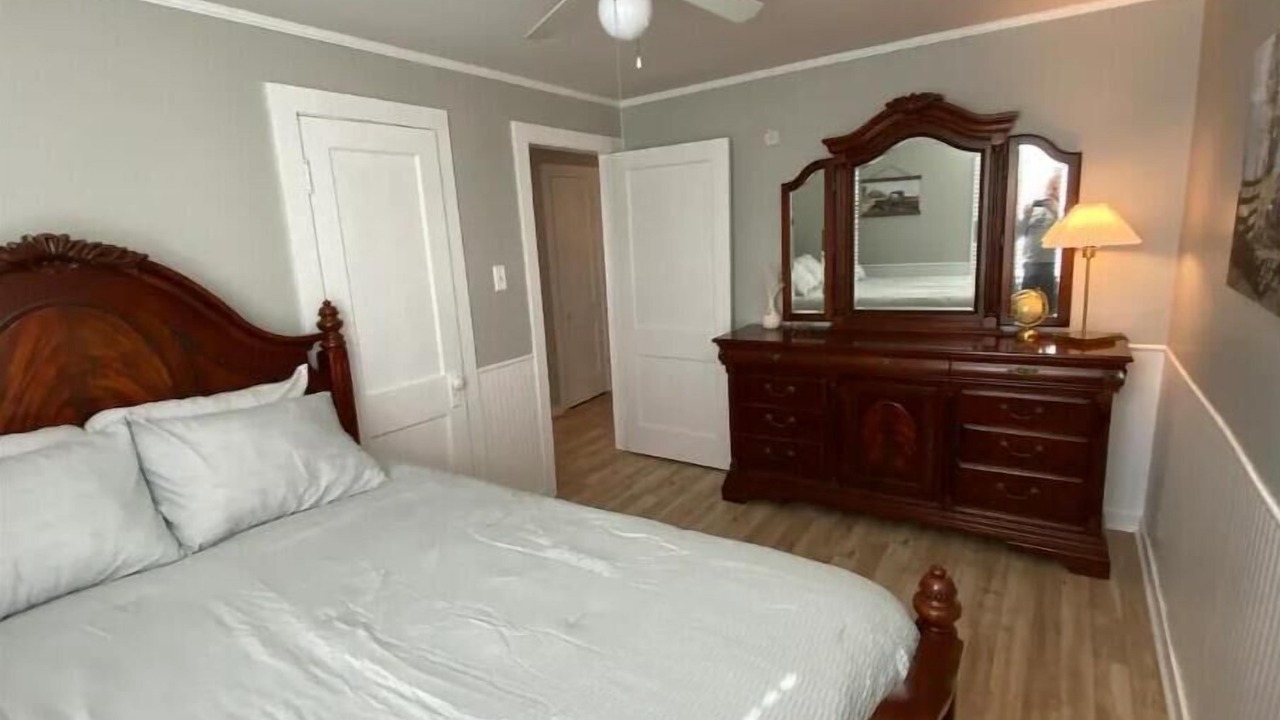 Photo of Bedroom in Mason