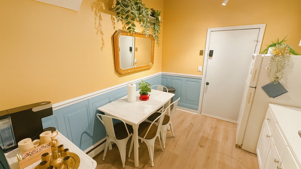 Photo of Others in West New Haven