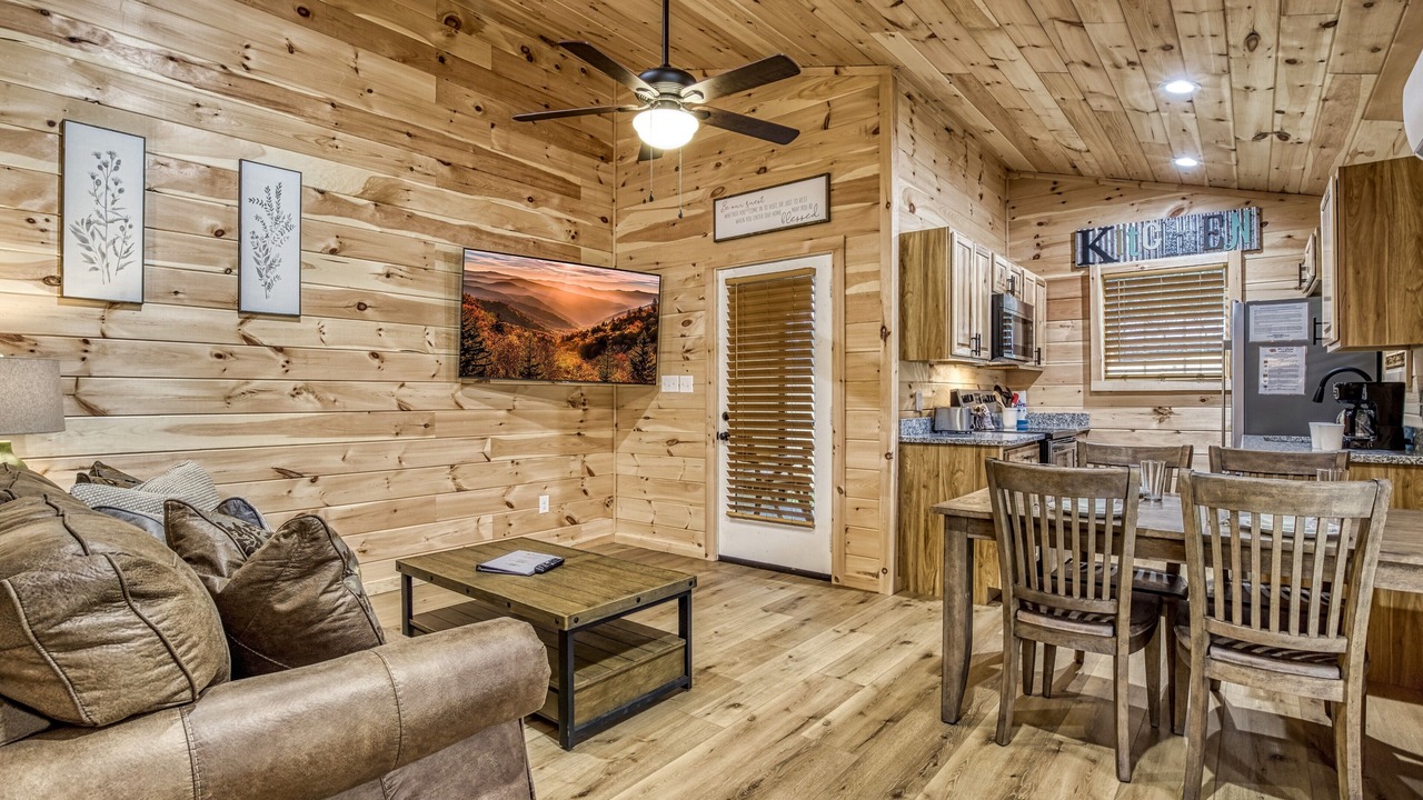 Photo of Livingroom in Cosby