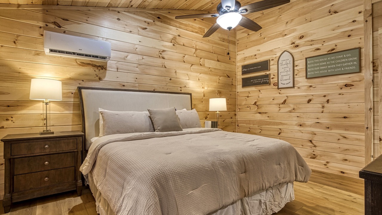Photo of Bedroom in Cosby
