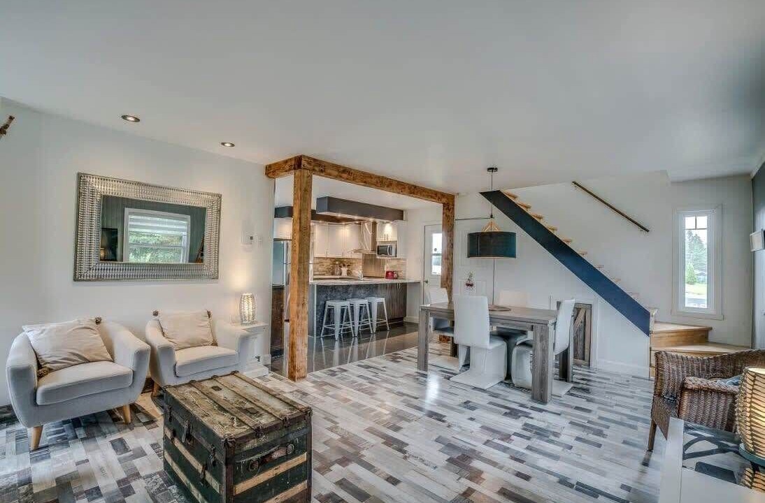 Photo of Livingroom in Lac-Frontiere