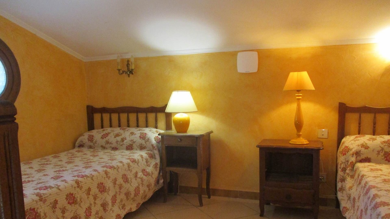 Photo of Others in Valros