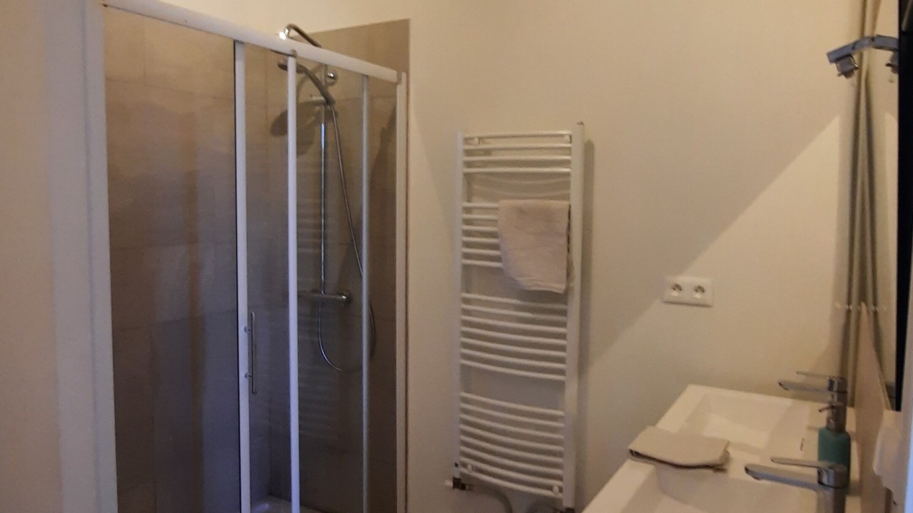Photo of Bathroom in Cuxac-dʼAude