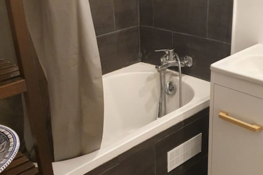 Photo of Bathroom in Puteaux