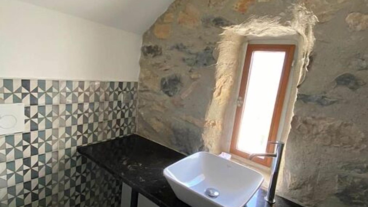 Photo of Bathroom in Francin
