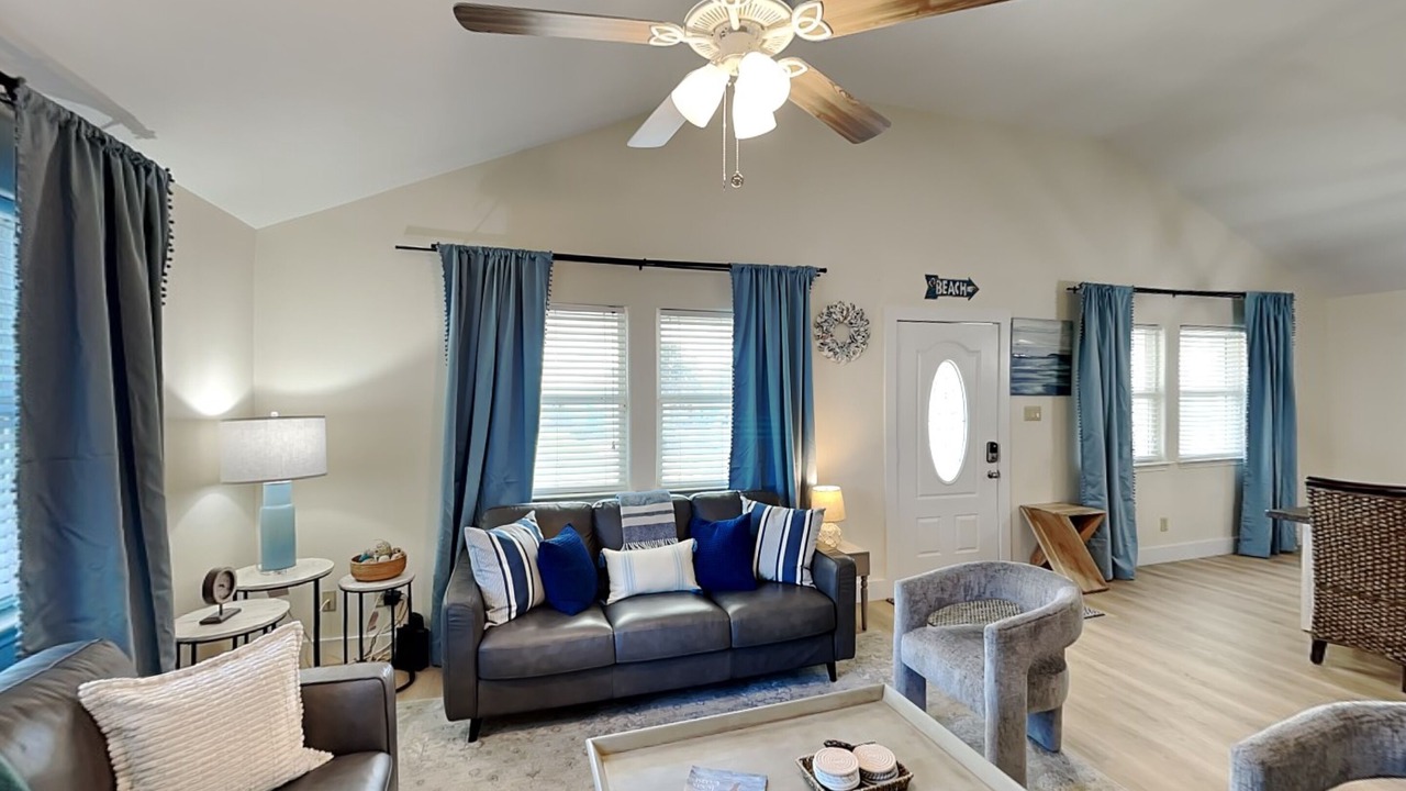 Photo of Bedroom in Leeward Sands