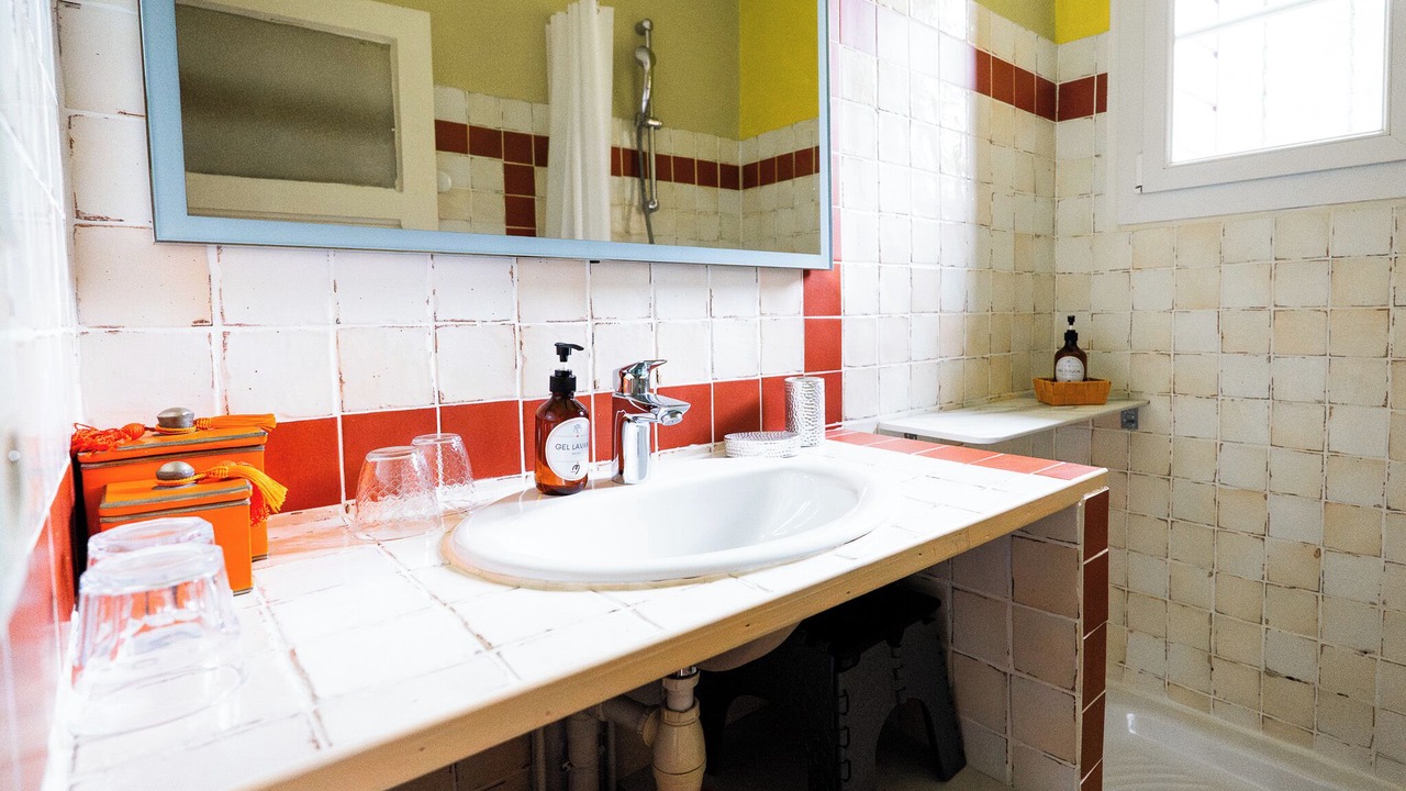 Photo of Bathroom in Houdetot
