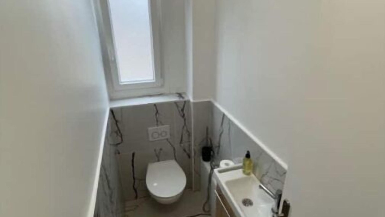 Photo of Bathroom in Le Kremlin-Bicetre