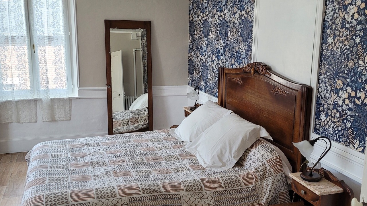 Photo of Bedroom in Guivry