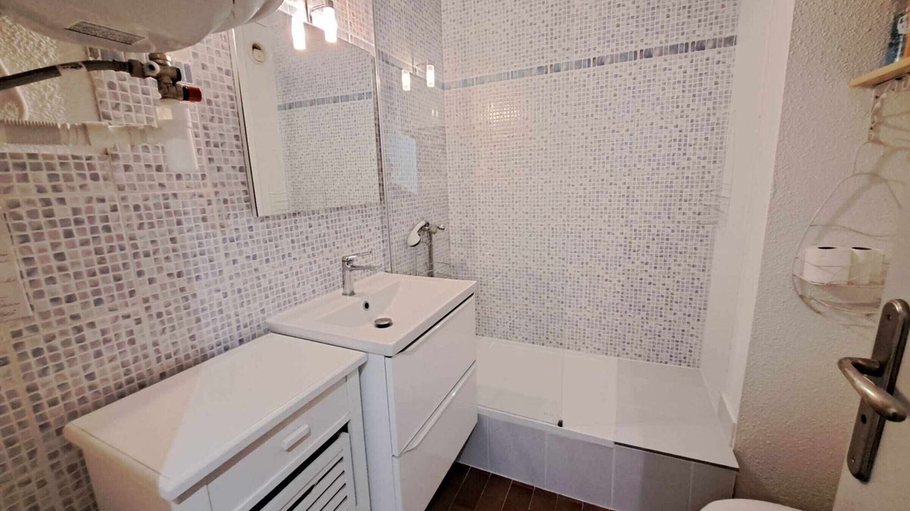 Photo of Bathroom in Marseillan Plage