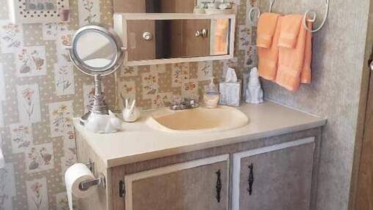 Photo of Bathroom in Newberry Springs
