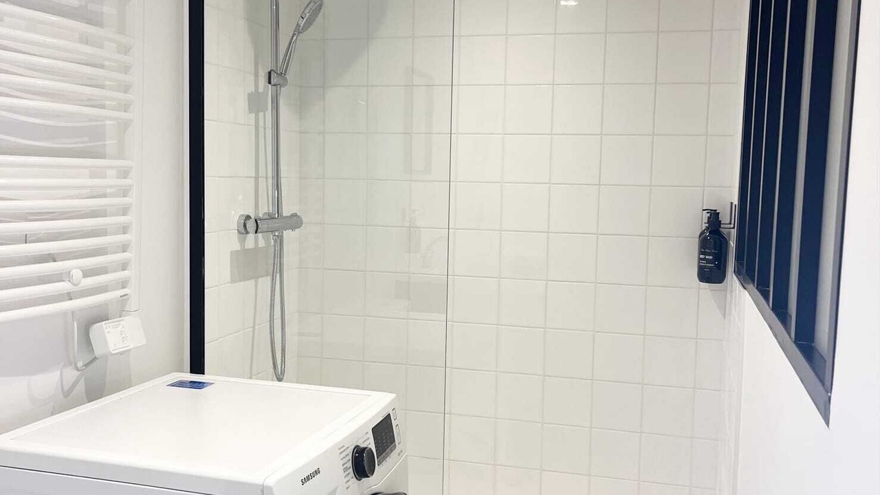 Photo of Bathroom in Houilles