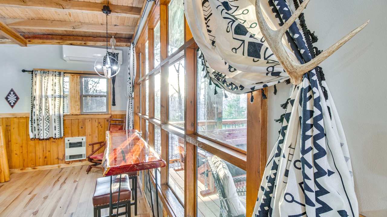 Photo of Others in Elizabeth