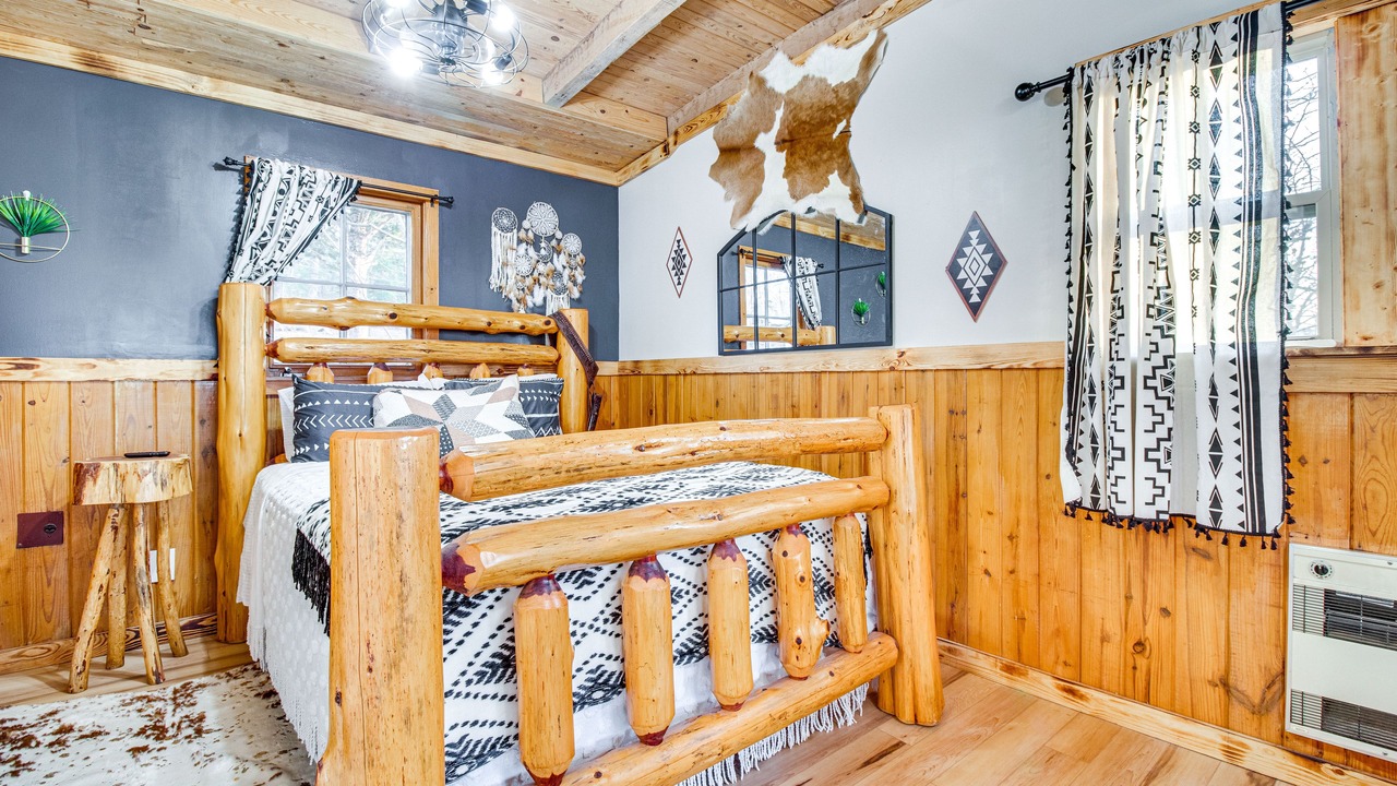 Photo of Bedroom in Elizabeth