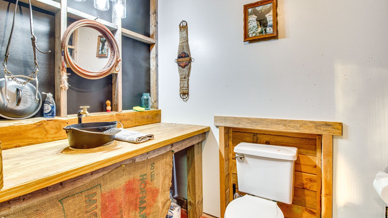 Photo of Bathroom in Elizabeth