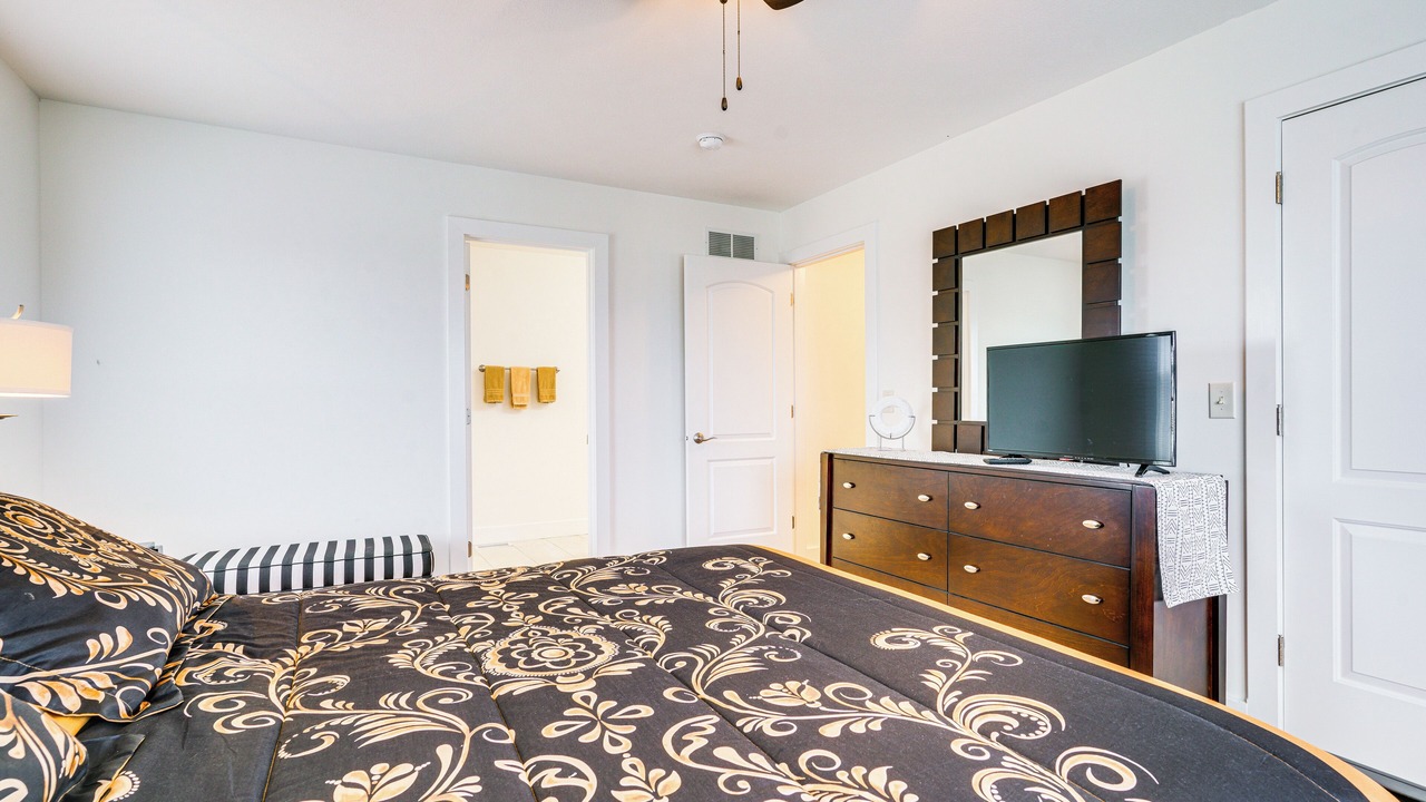 Photo of Bedroom in Northeast South Bend