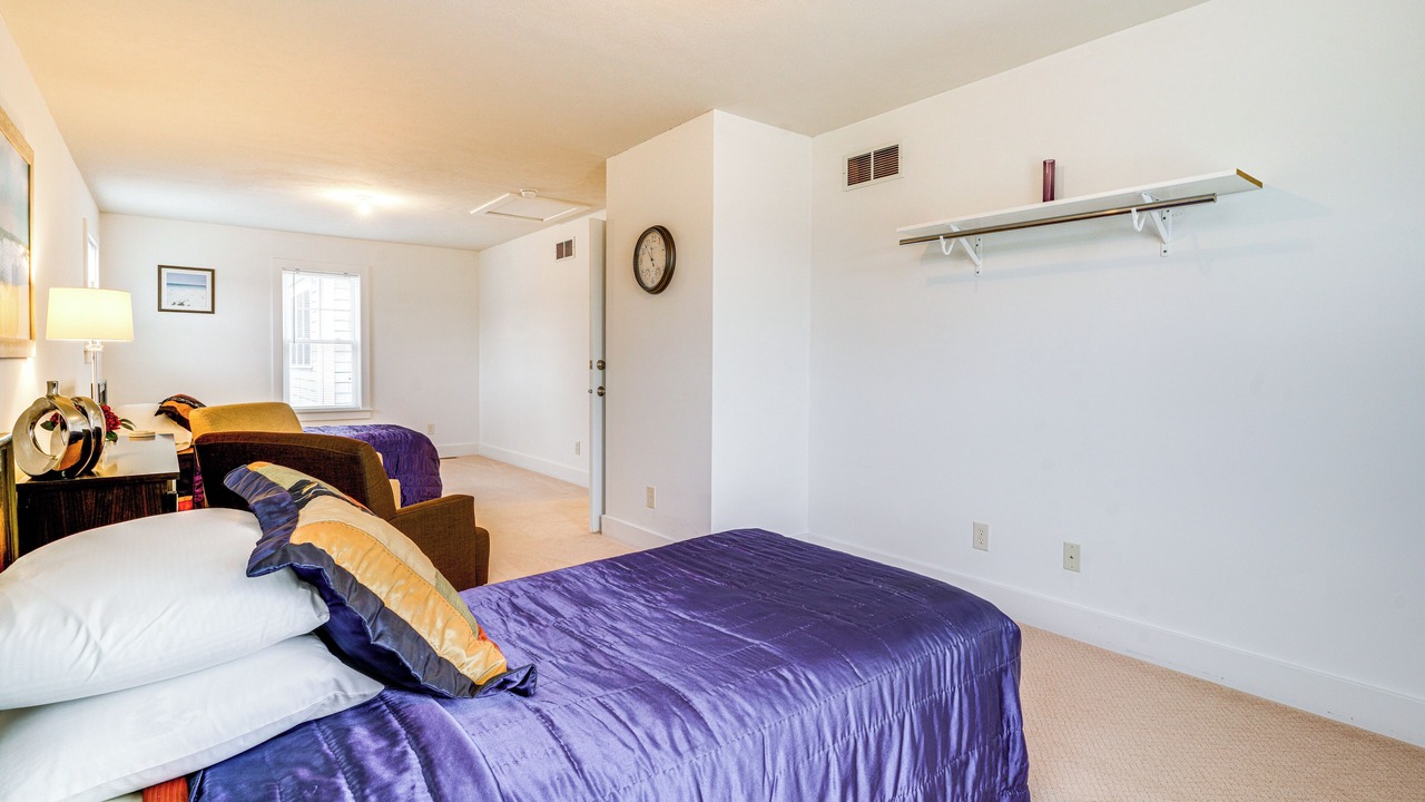 Photo of Bedroom in Northeast South Bend