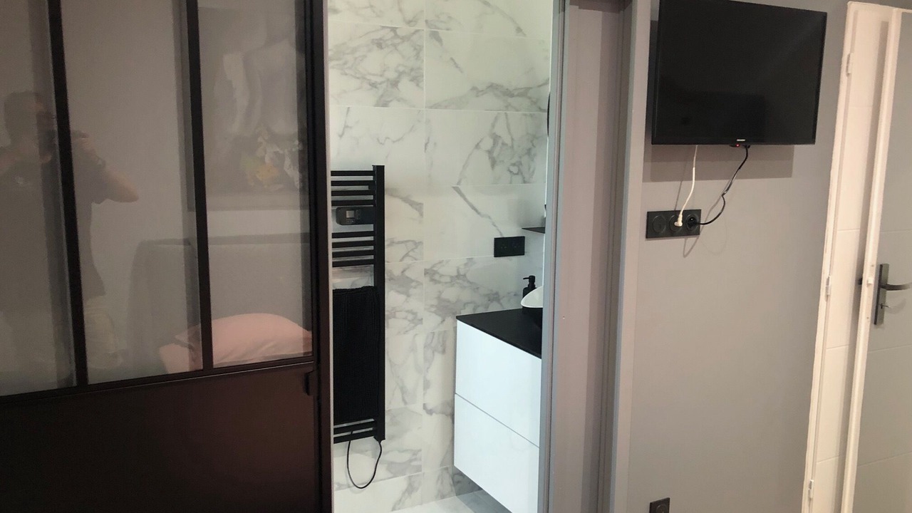 Photo of Bedroom in Saint-Fortunat-sur-Eyrieux