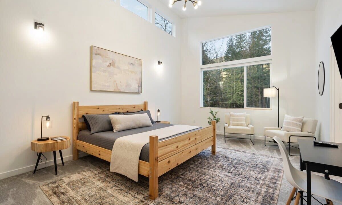 Photo of Others in Brightwood