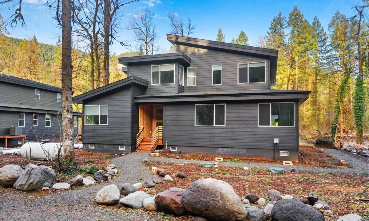 Photo of Others in Brightwood