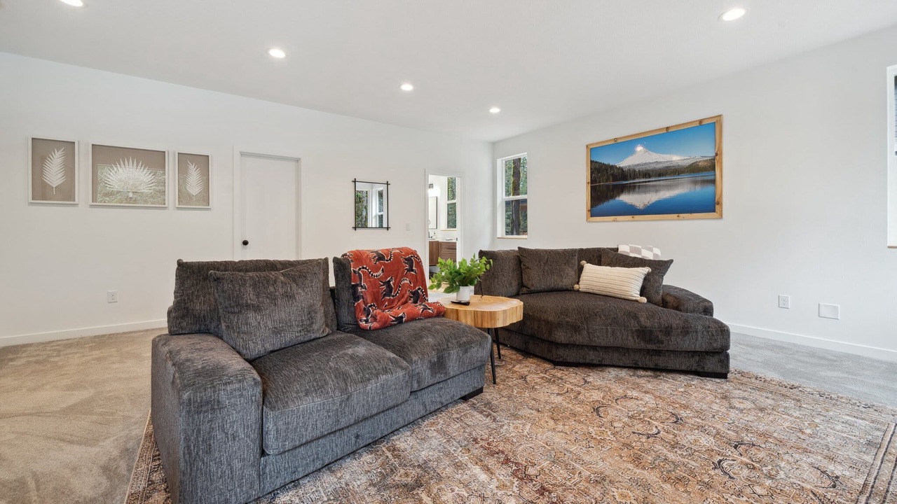 Photo of Others in Brightwood