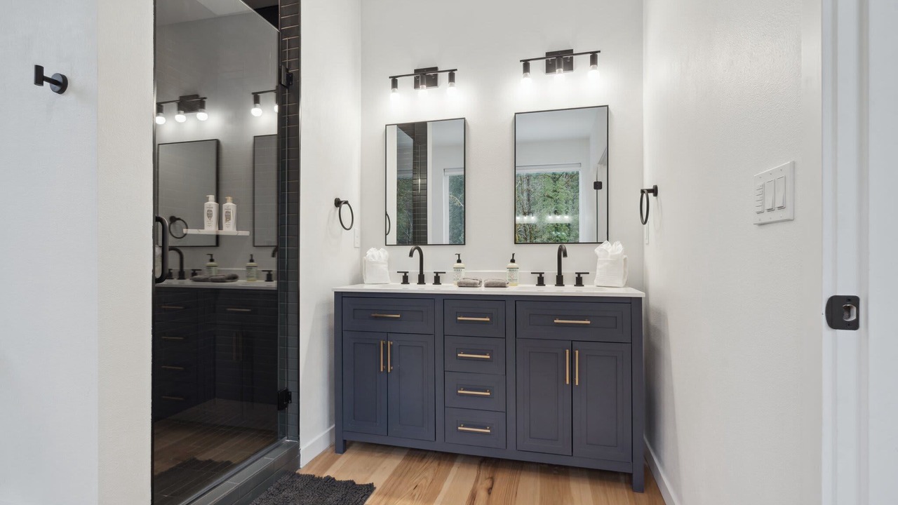 Photo of Bathroom in Brightwood