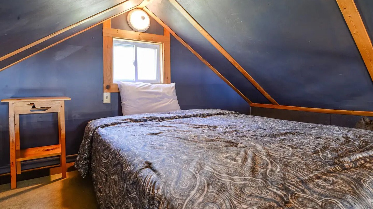 Photo of Bedroom in Muskoka Lakes