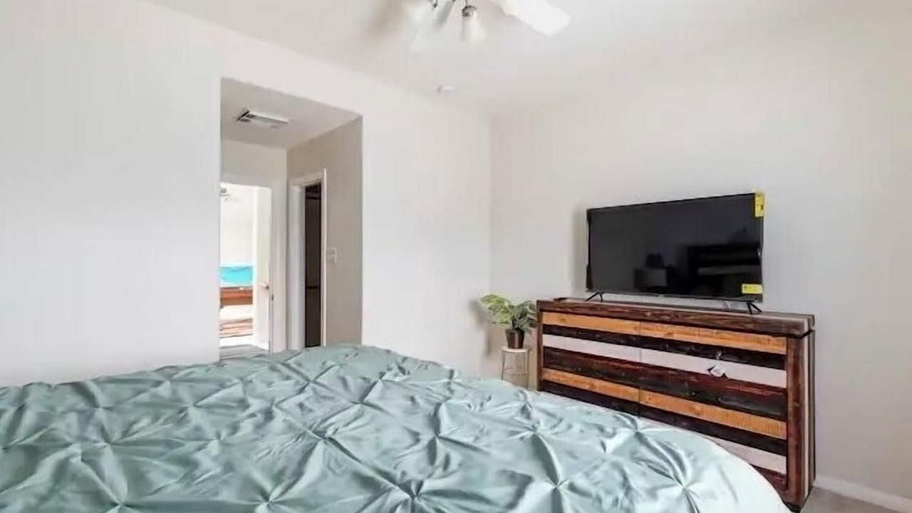 Photo of Bedroom in El Lago