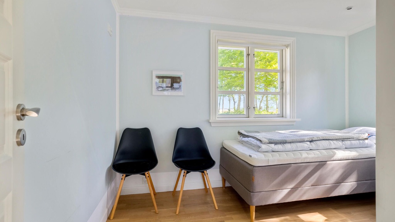 Photo of Others in Or