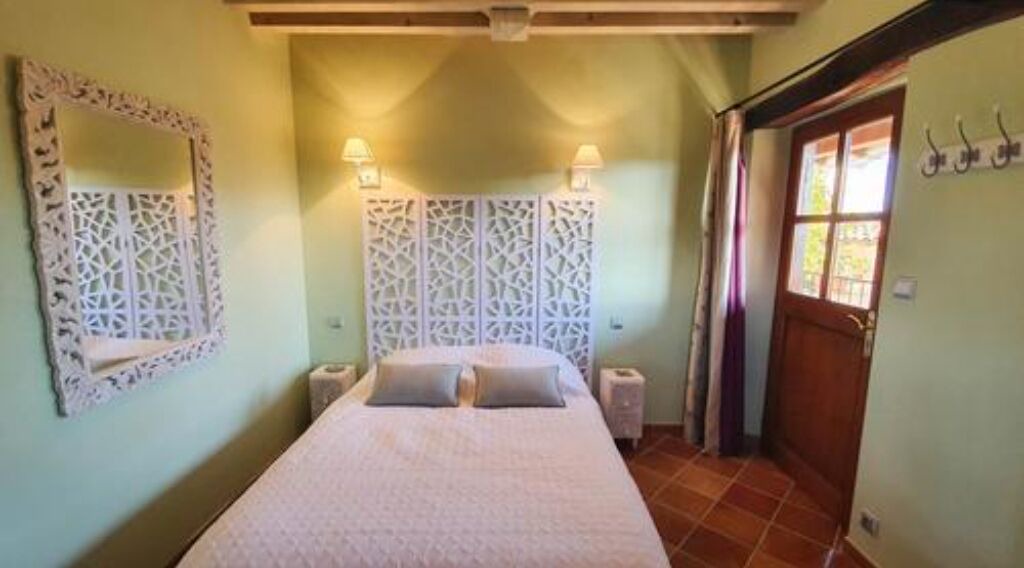 Photo of Bedroom in Sepx