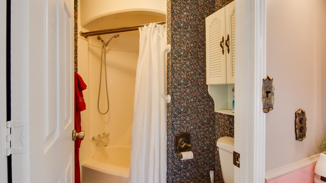 Photo of Bathroom in Mayville