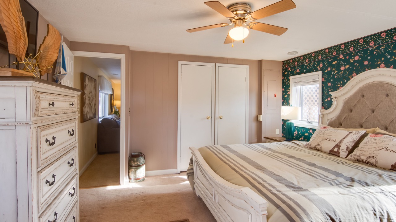 Photo of Bedroom in Mayville