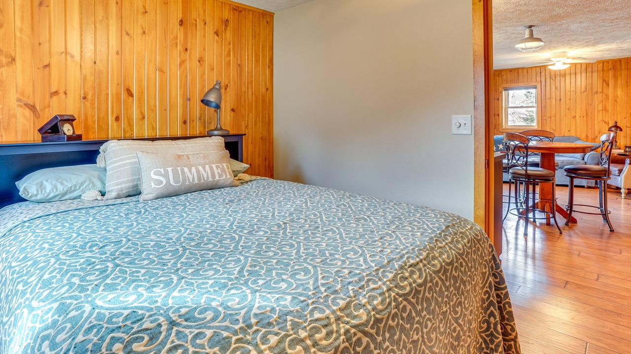 Photo of Bedroom in Crofton