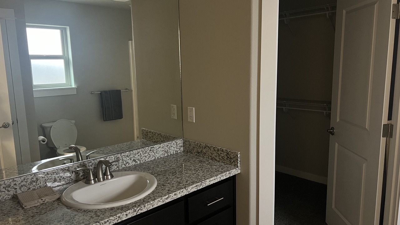 Photo of Bathroom in Roseburg