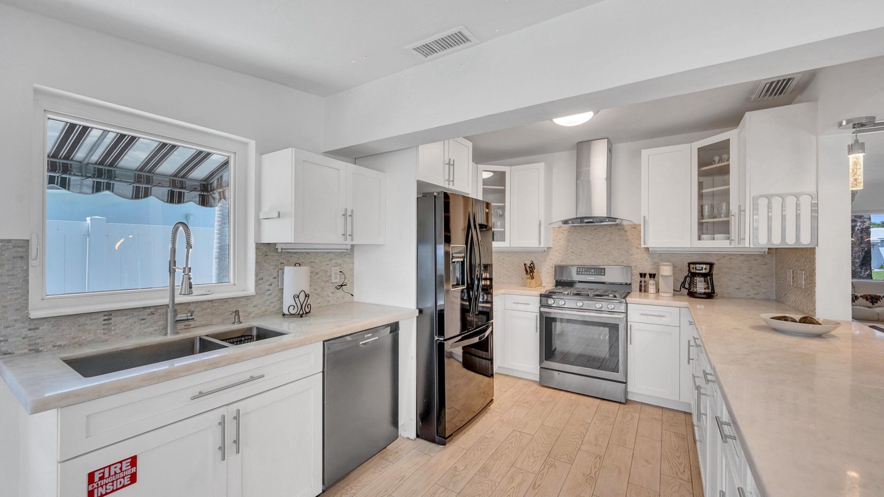 Photo of Others in South New River Isles