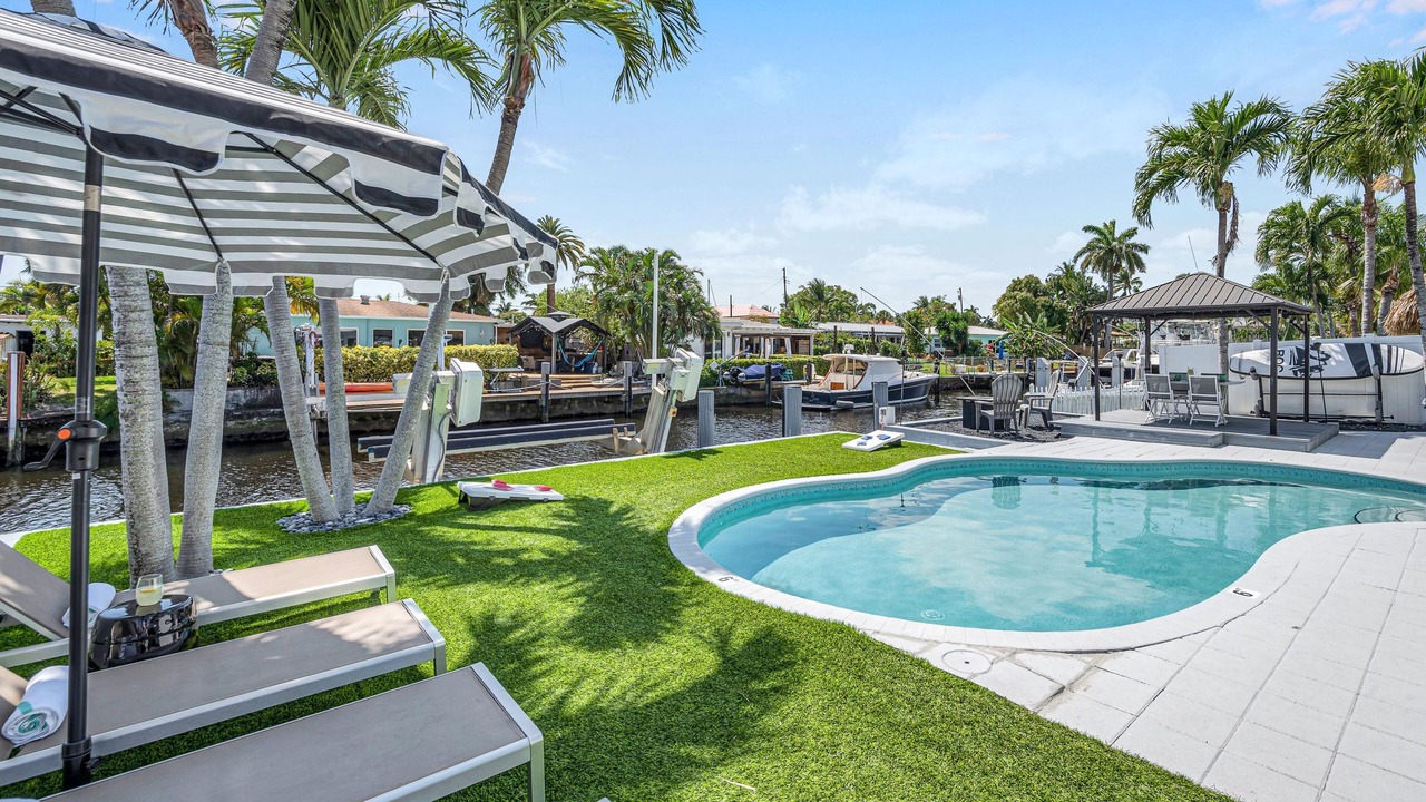 Photo of Others in South New River Isles