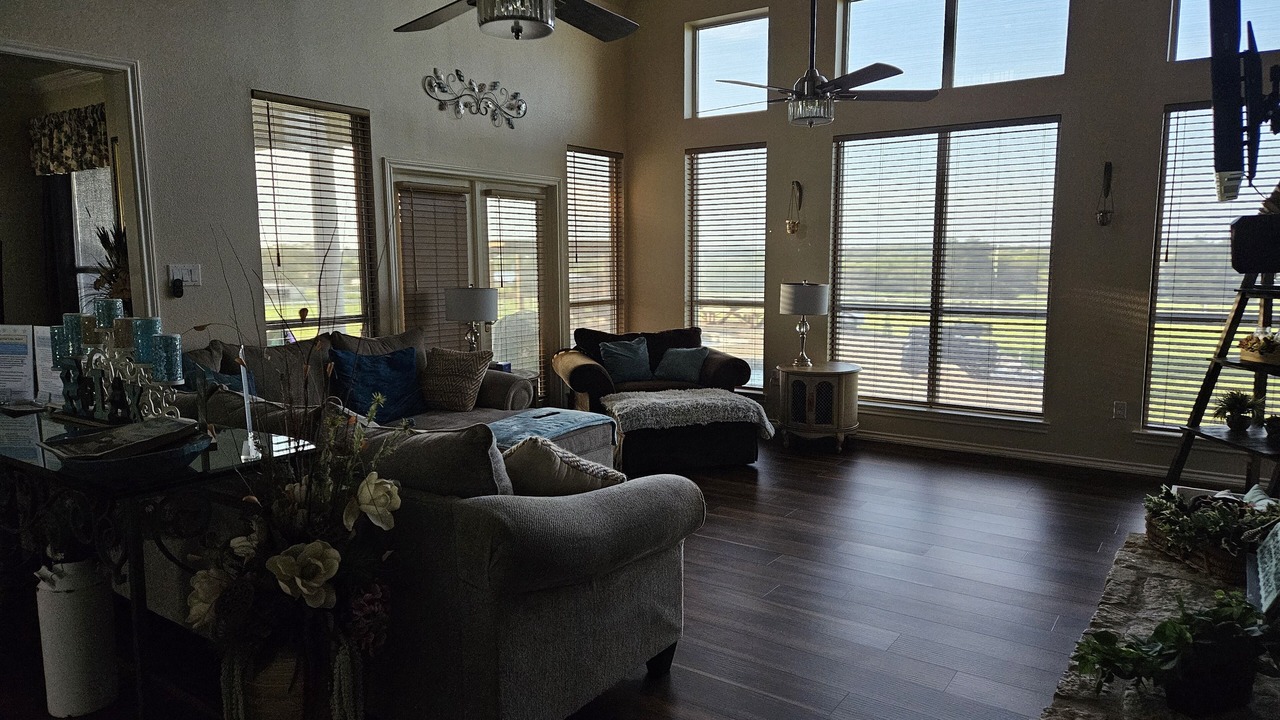 Photo of Livingroom in Pilot Point