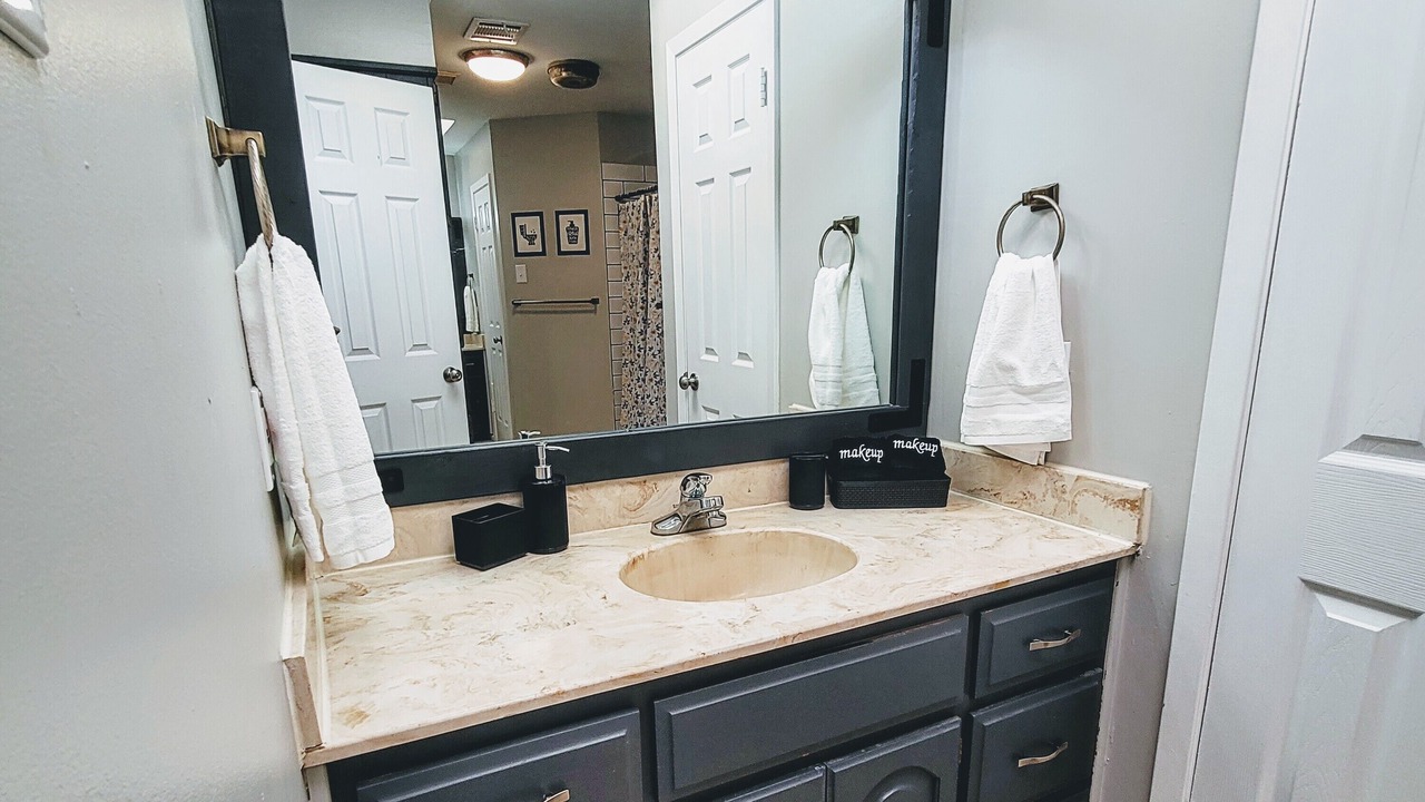 Photo of Bathroom in Hewitt