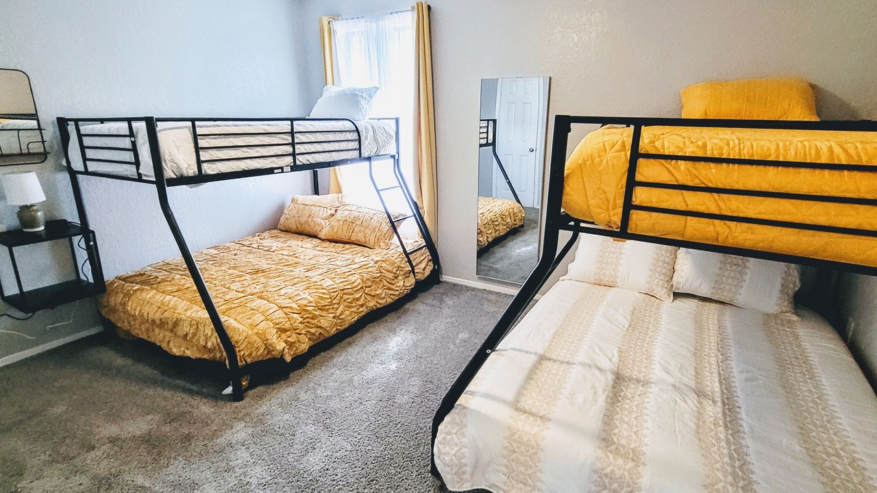 Photo of Bedroom in Hewitt
