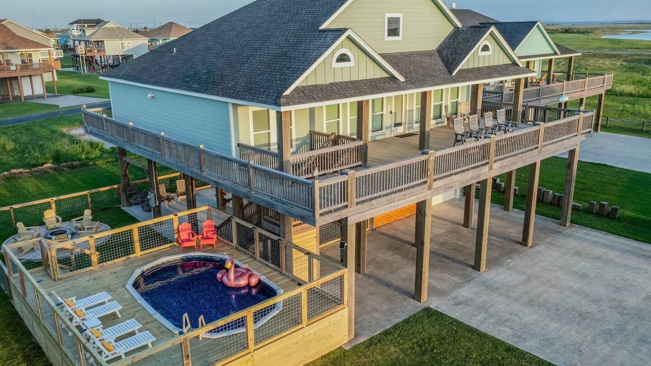 Photo of Patio Balcony in Port Bolivar