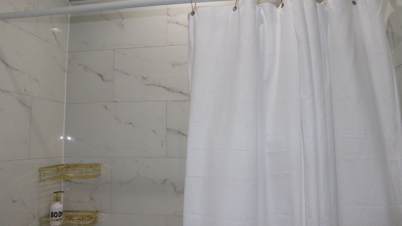Photo of Bathroom in Galena Park